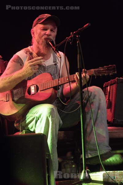 SEASICK STEVE - 2008-11-15 - PARIS - La Cigale - 